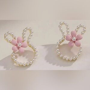 Bunny Pearl Earrings